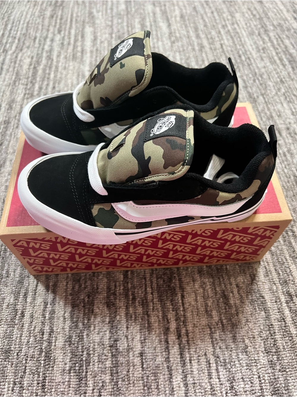 Vans Knu Skool Skate Shoe - Black / Camo Size 5 Junior’s - Picture 6 of 14